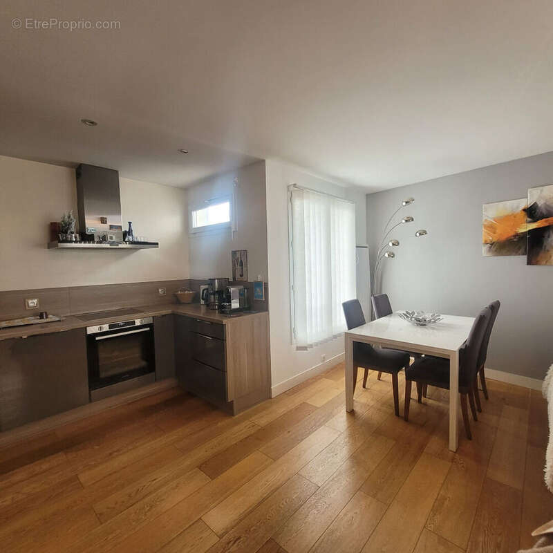 Appartement à CHILLY-MAZARIN