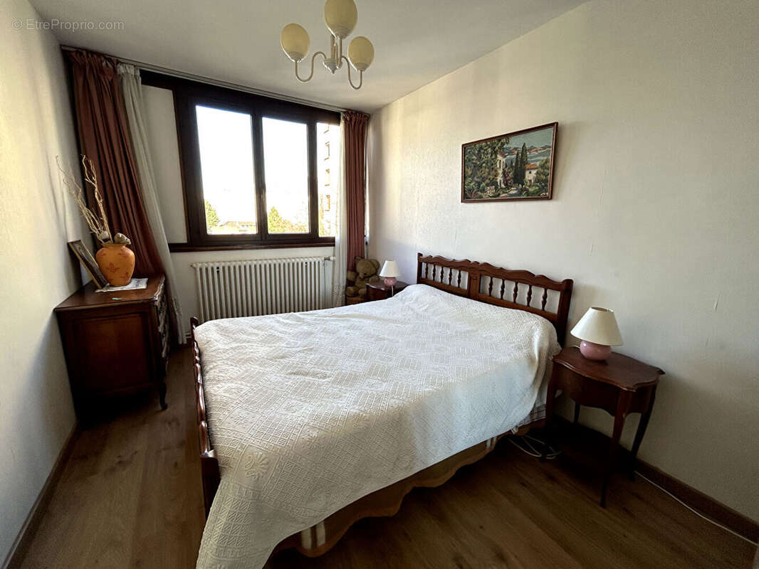 Appartement à FONTAINE