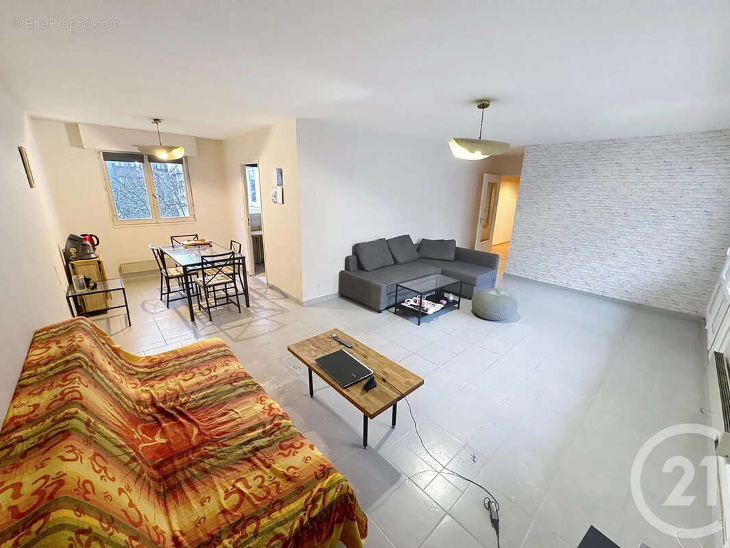 Appartement à VILLEURBANNE