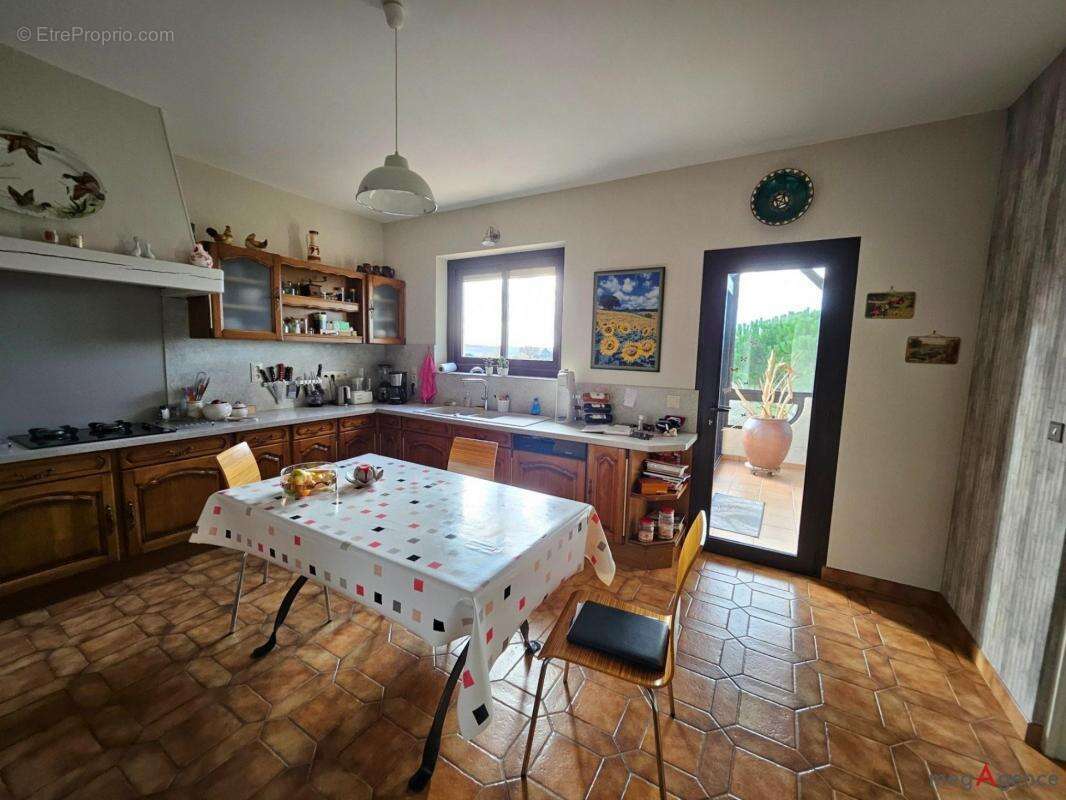 Maison à CASTELNAU-BARBARENS