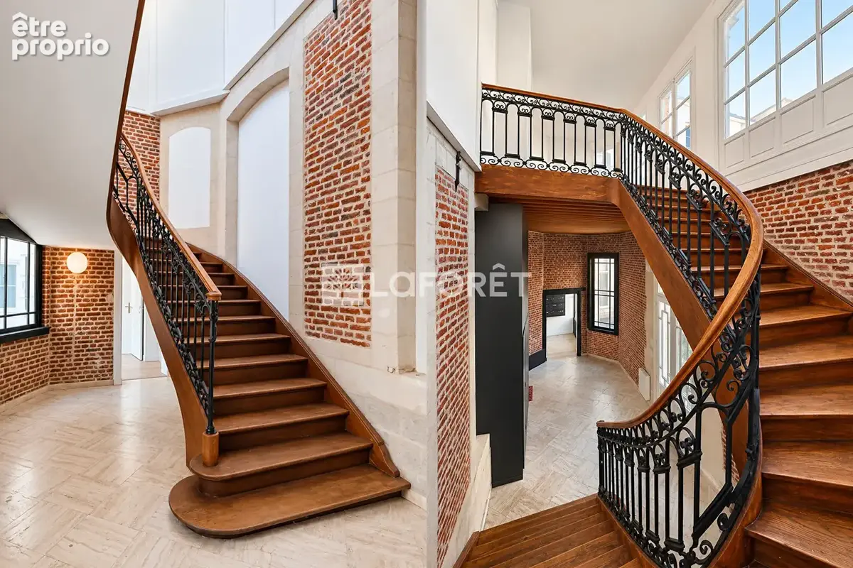 Exceptionnel appartement de Charme de 128 m² - Hyper Centre - photo 2