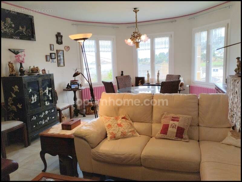 Maison à PLOUGASNOU