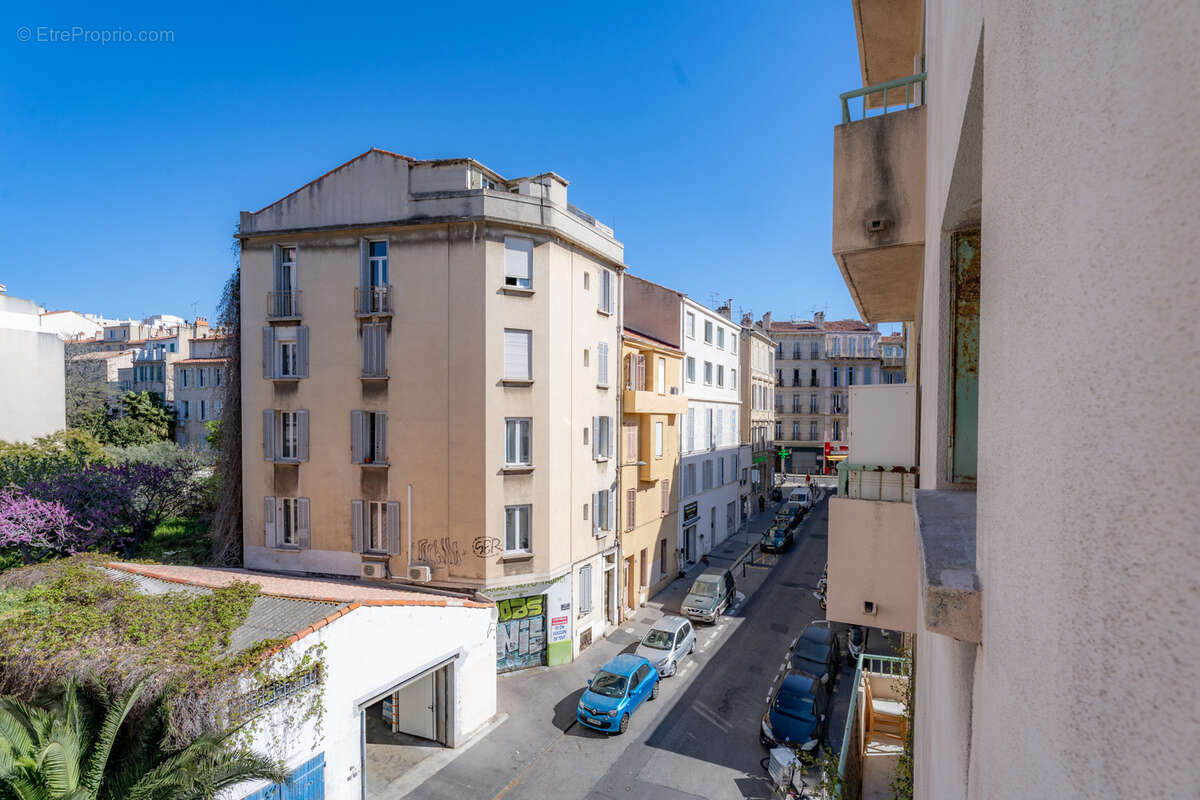 Appartement à MARSEILLE-7E