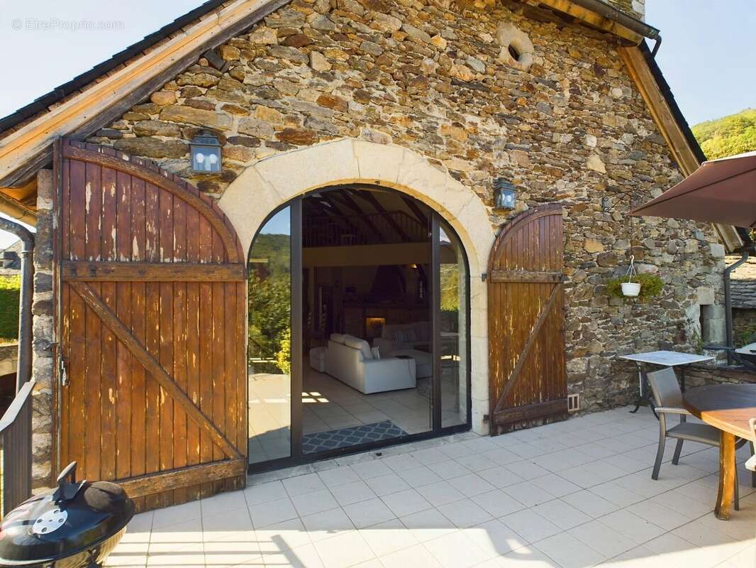 Belle conversion pour cette grange située dans une vallée pittoresque avec maison d'amis - photo 5