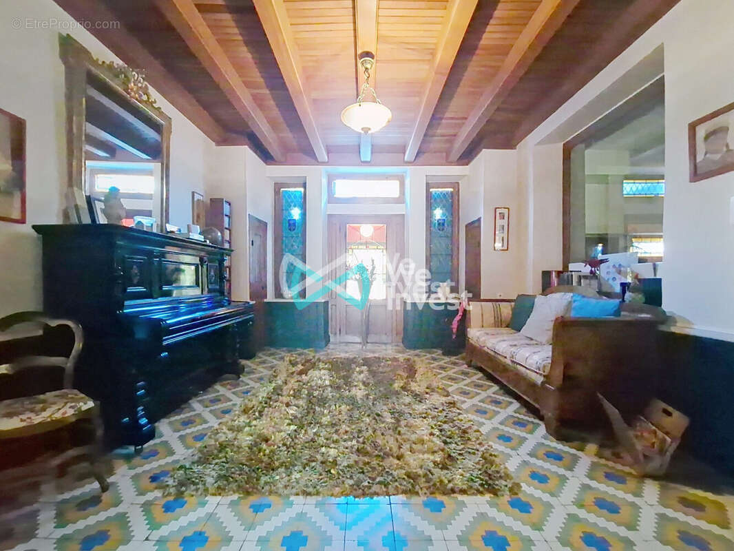 Maison à DOMEVRE-SUR-VEZOUZE