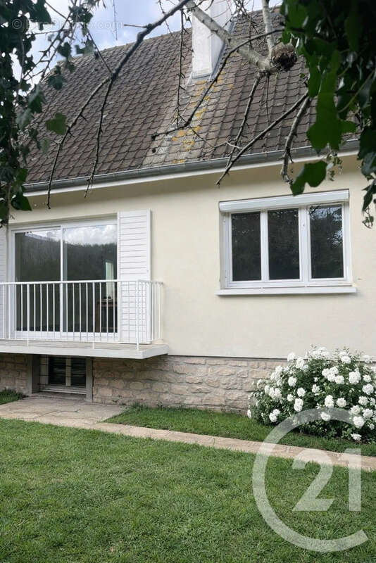 Maison à SAINT-MARCEL