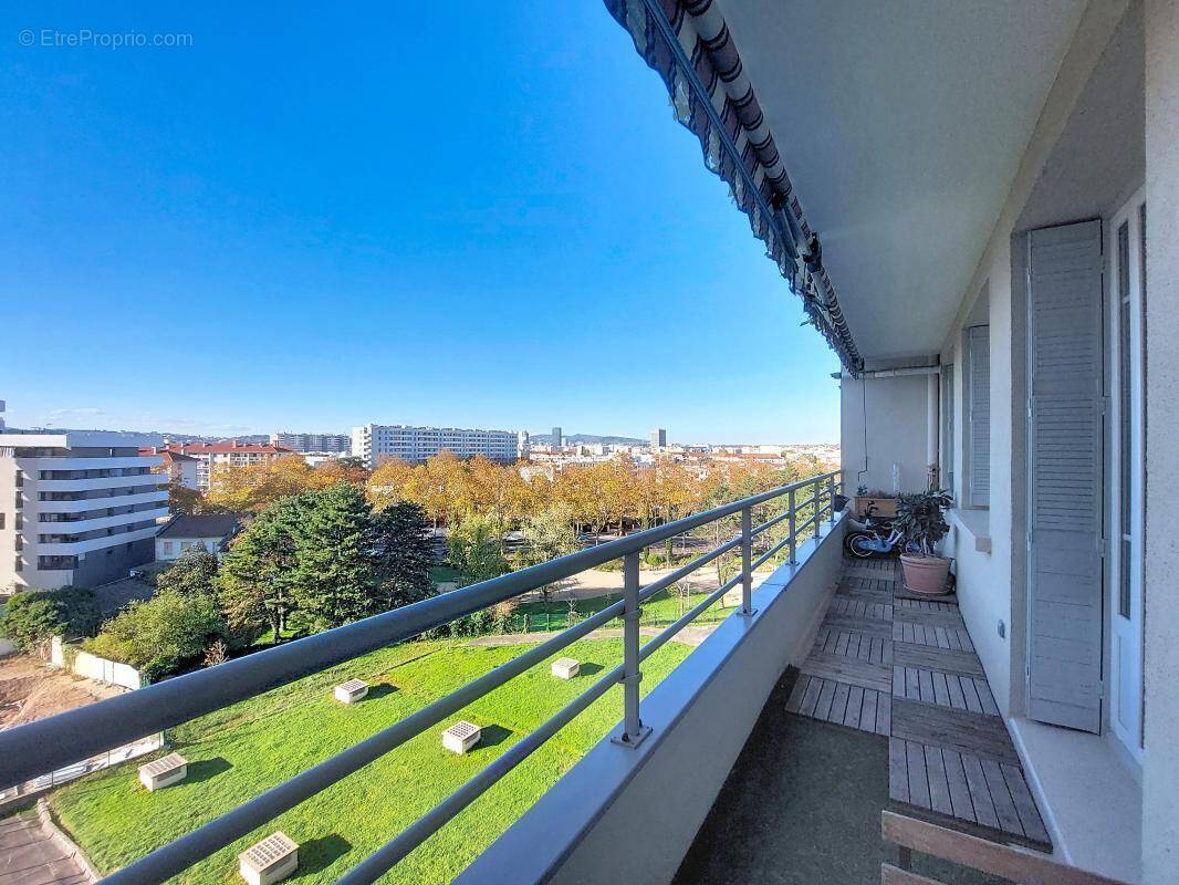 Appartement à LYON-8E