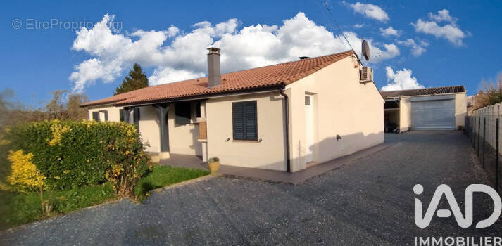 Photo 1 - Maison à PINEUILH