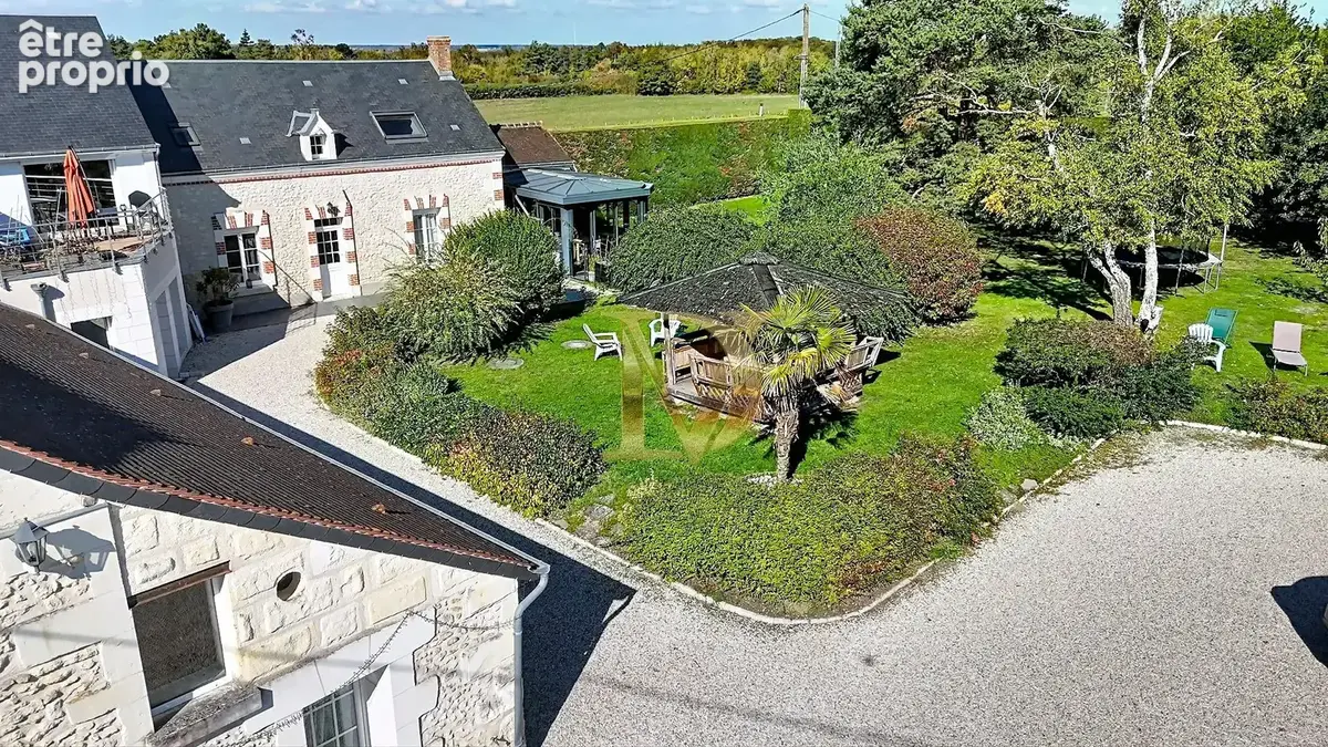 Maison 11 pièces 402 m² à vendre à Saint-Georges-Sur-Cher (41400) - photo 3