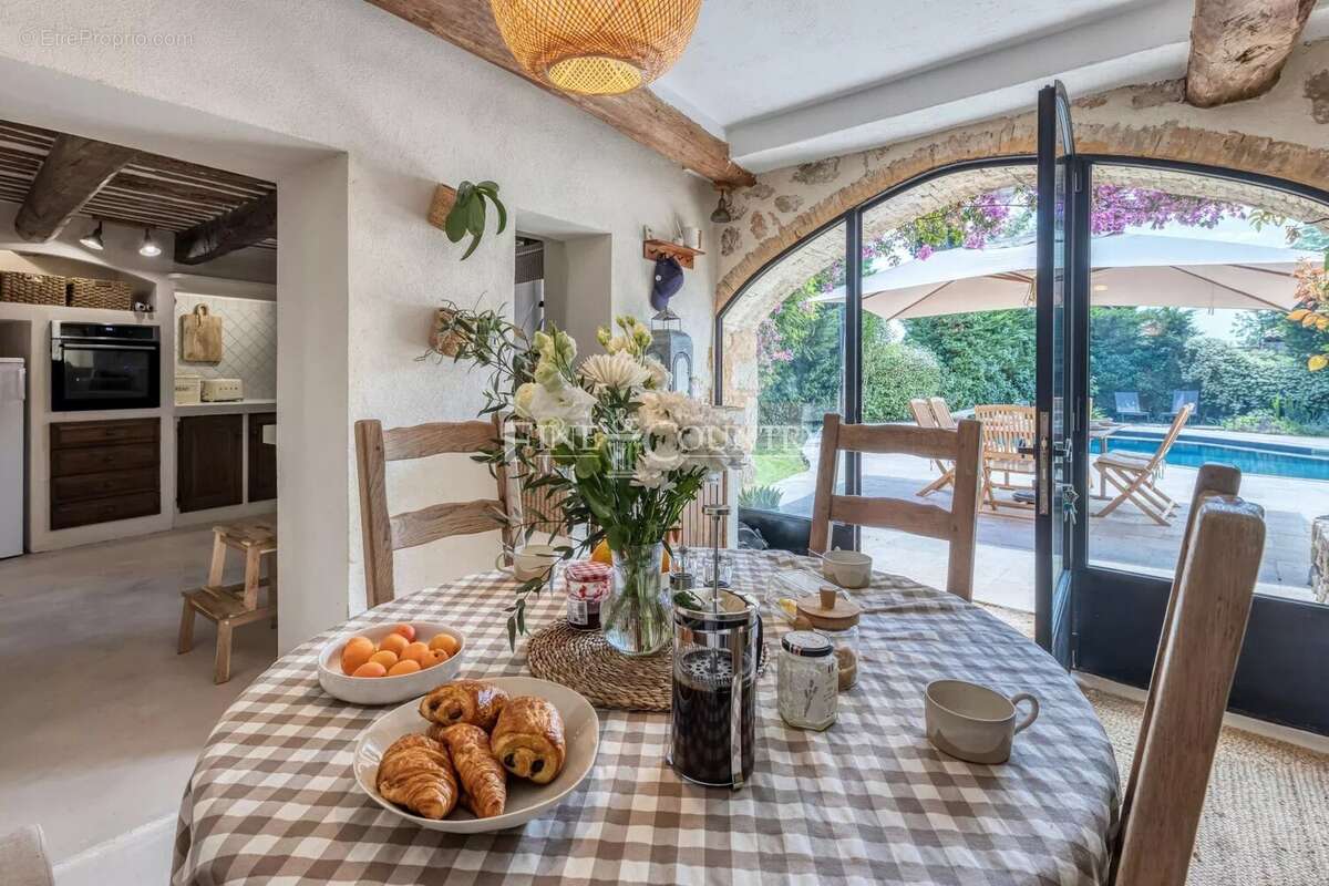 Maison à CABRIS