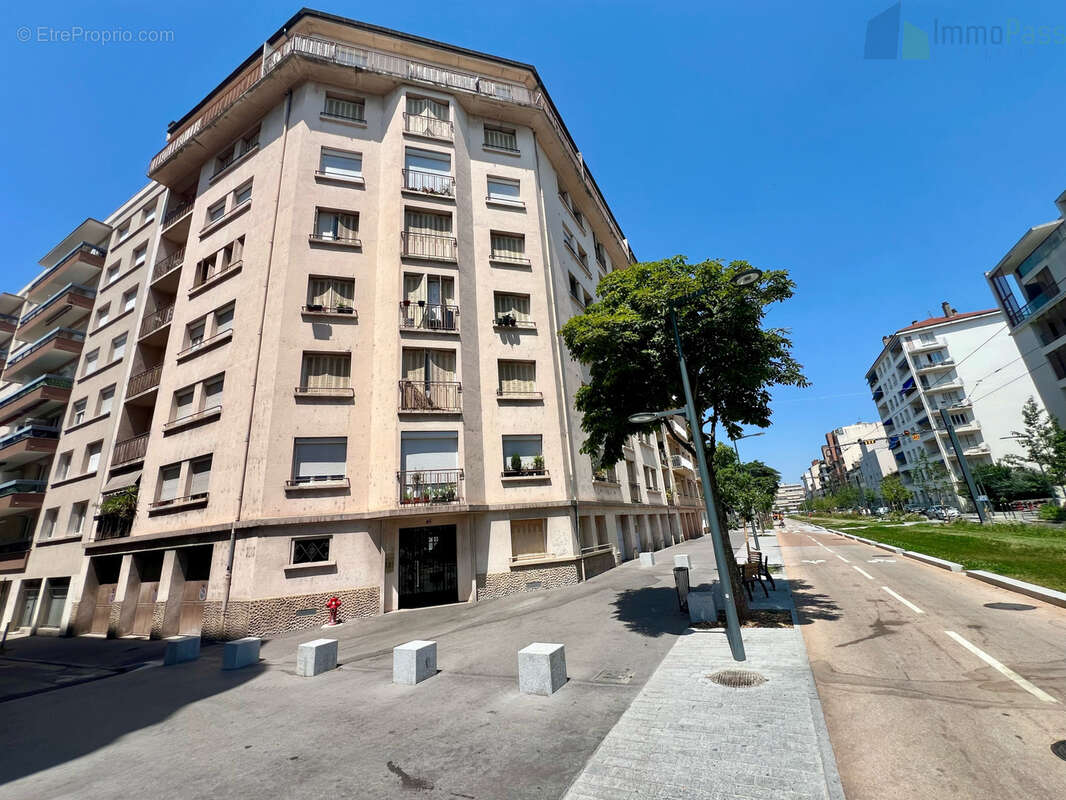 Appartement à VILLEURBANNE