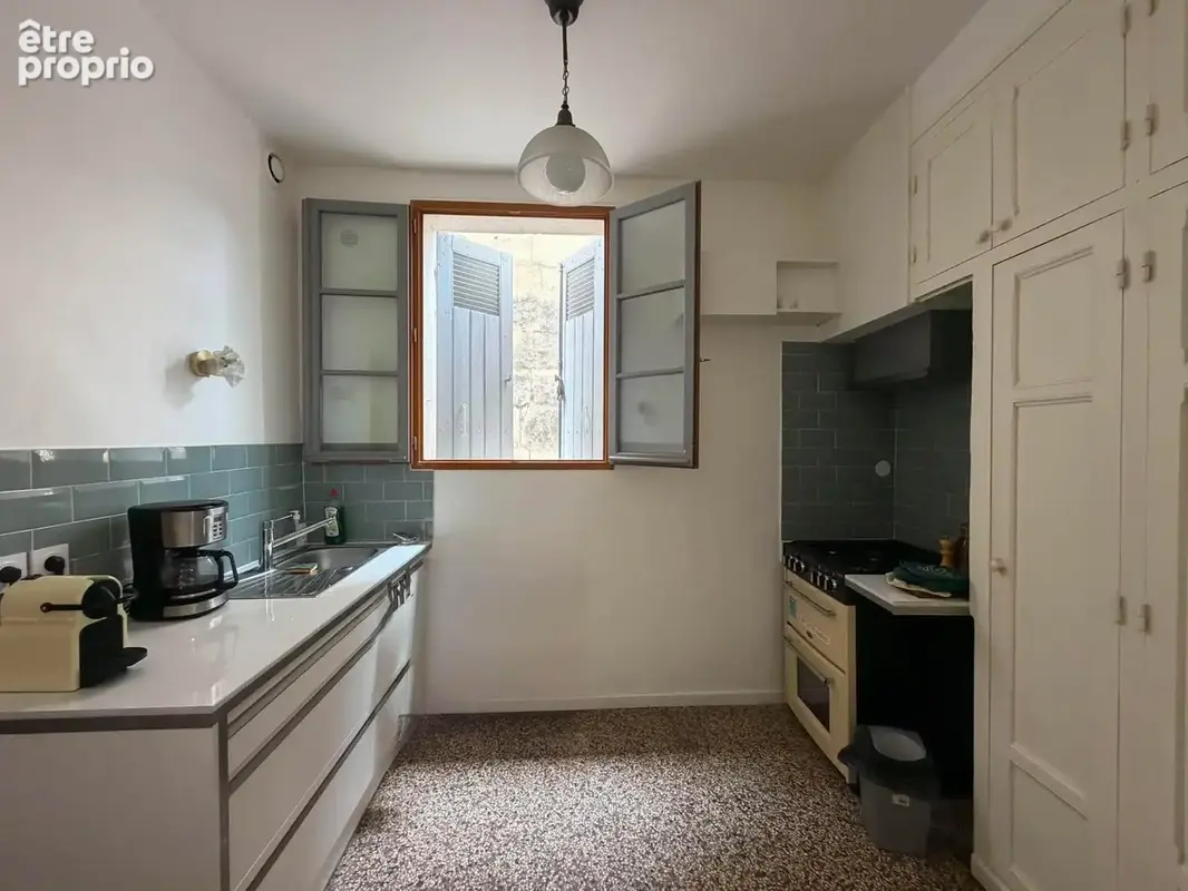 Maison 110 m² à Arles  - photo 2