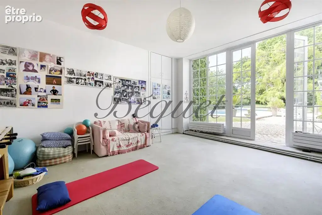 Louveciennes (78430), Yvelines – Propriété de caractère de 600 m² avec parc de 4 000 m², piscine et dépendances - photo 17