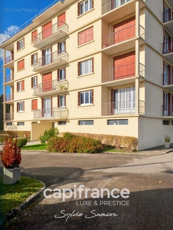 Appartement à BONNIERES-SUR-SEINE