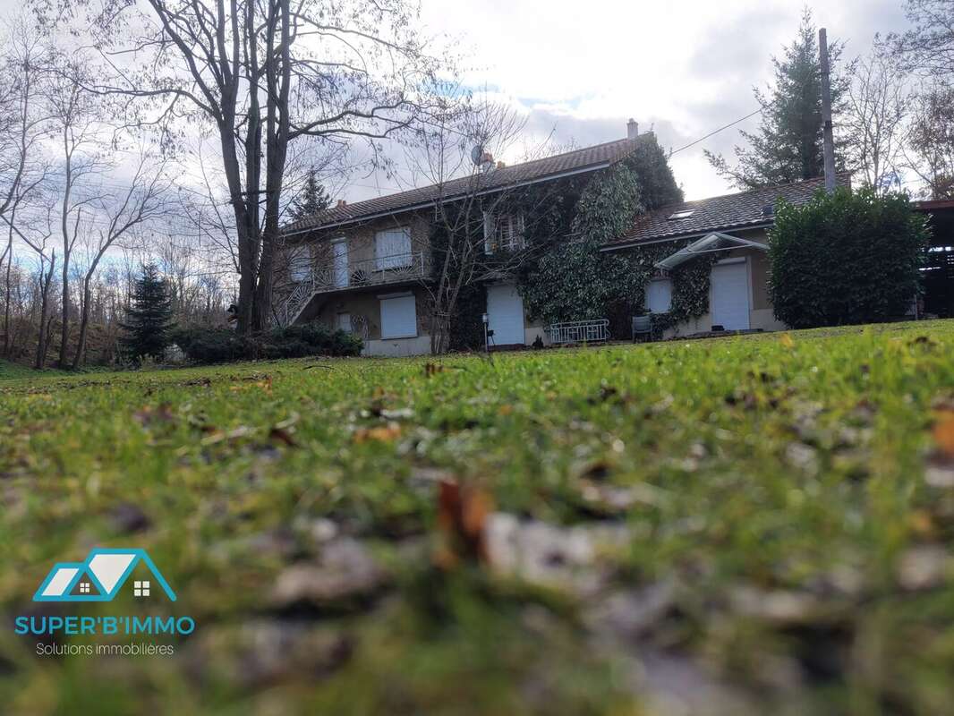 Appartement à VEZEZOUX