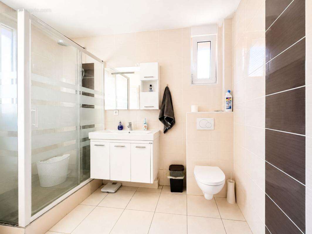 Exclusivité orpi - immeuble 185 m² + studio + 2 garages - fort potentiel - photo 10