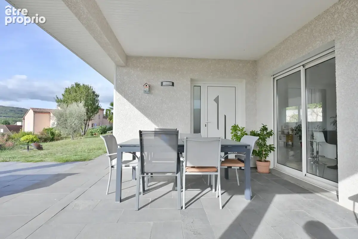 Maison familiale T6 avec vue exceptionnelle et beaux volumes   La Roche-Blanche - photo 4