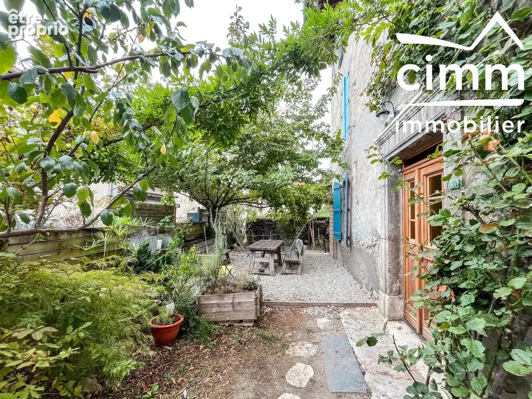 Maison 8 pièces 332 m² à vendre à Le Touvet (38660) - photo 2