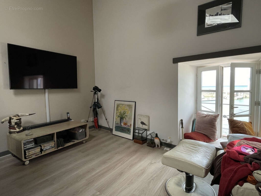 Appartement à LA FLOTTE
