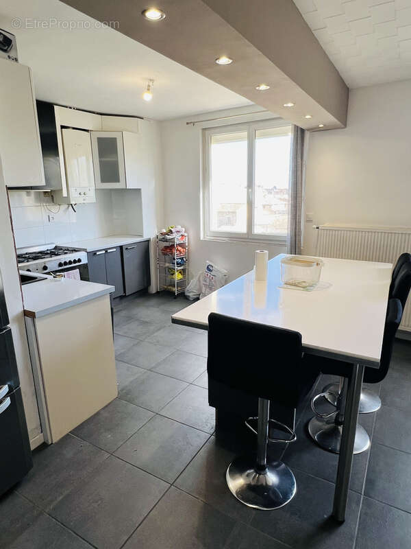 Appartement à LUNEL