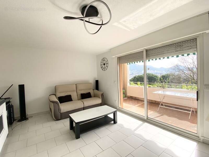 Appartement à MARSEILLE-11E