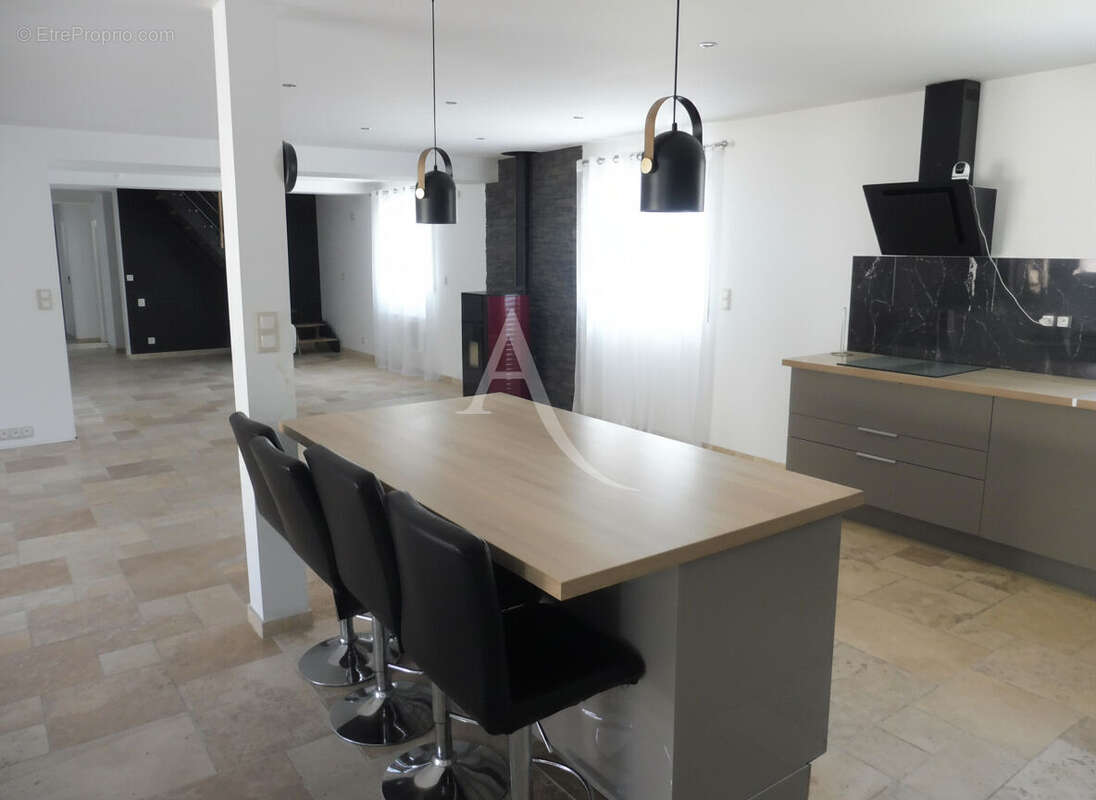 Maison de caractère en plein coeur de Lamotte-Beuvron - photo 2