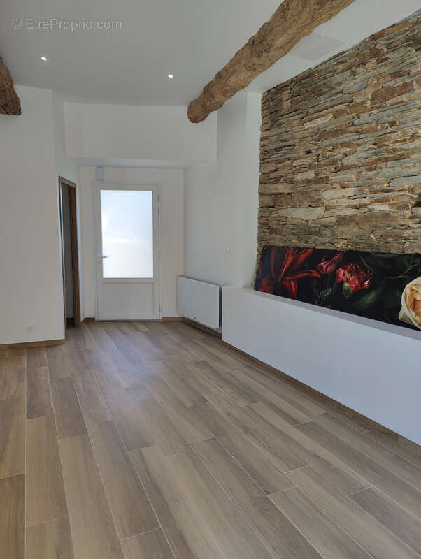 maison en pierres rénovée - photo 5