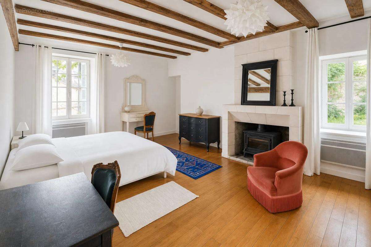 Maison XVIIe, 150 m² et jardin à Rigny-Ussé - photo 6
