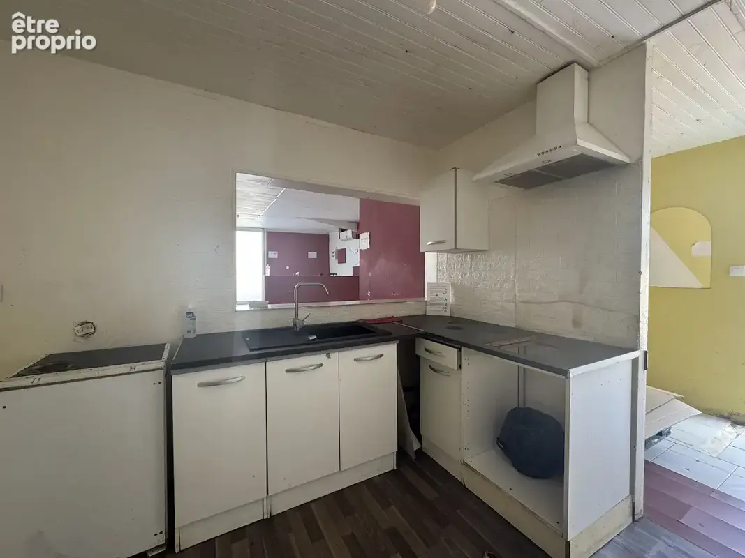 VILLENEUVE SUR LOT, idéal investisseurs 4 garages et un local - photo 8
