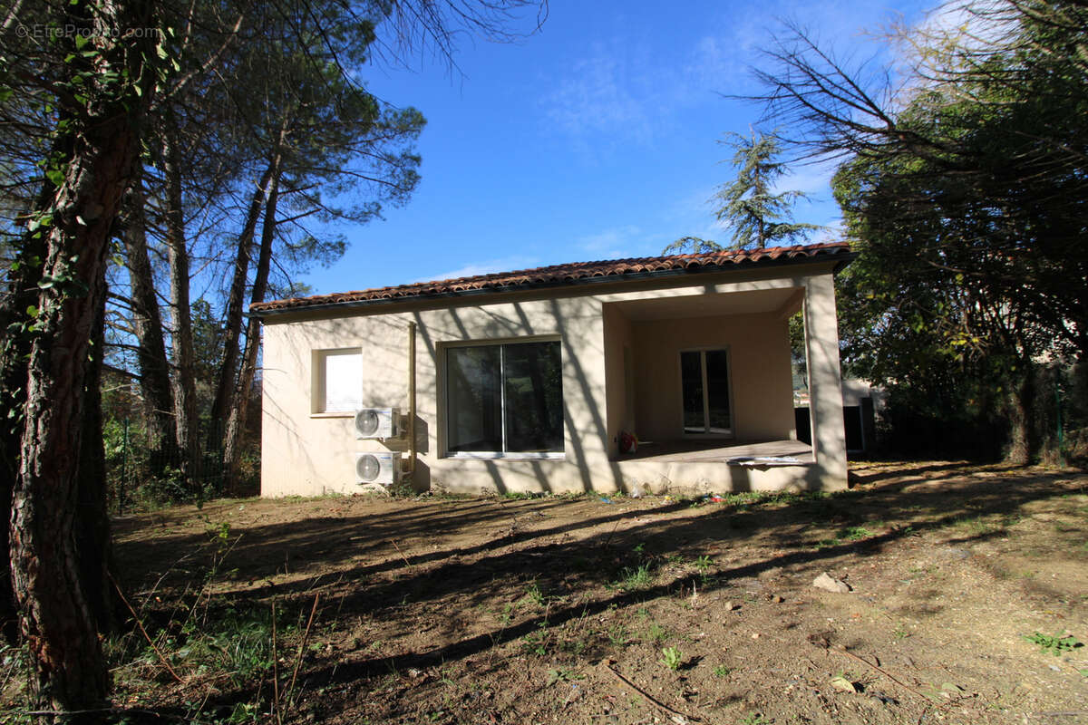 Maison à SAINT-PRIVAT-DES-VIEUX