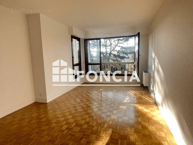 Appartement à VERSAILLES