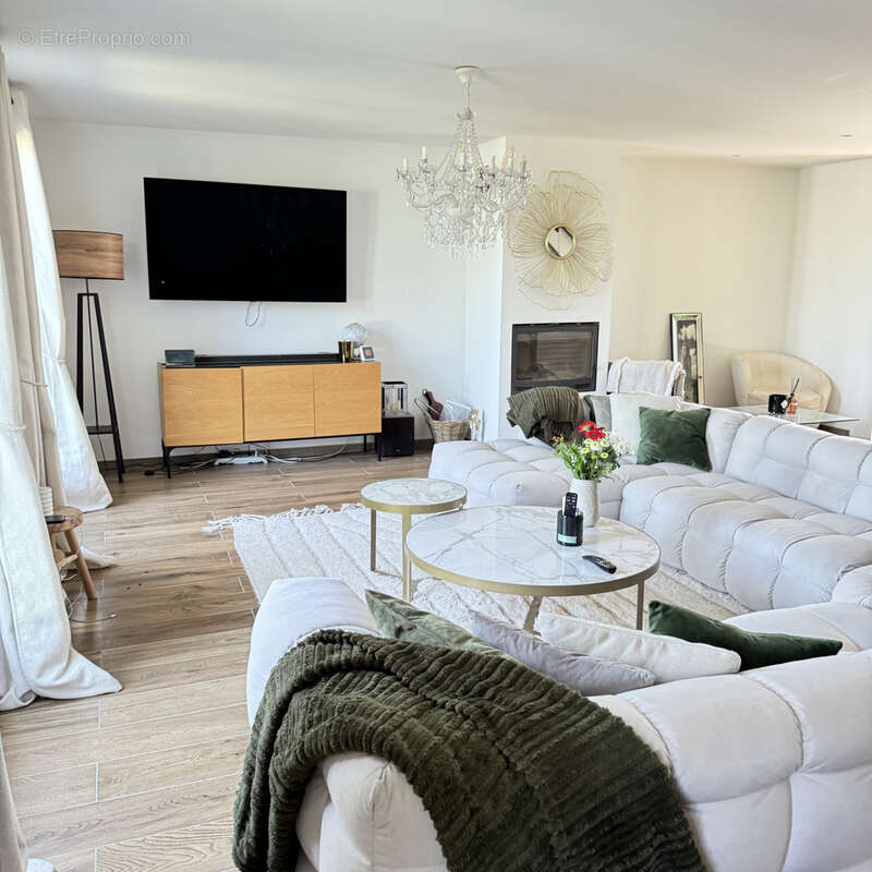 Maison à MONTIGNY-LES-CORMEILLES