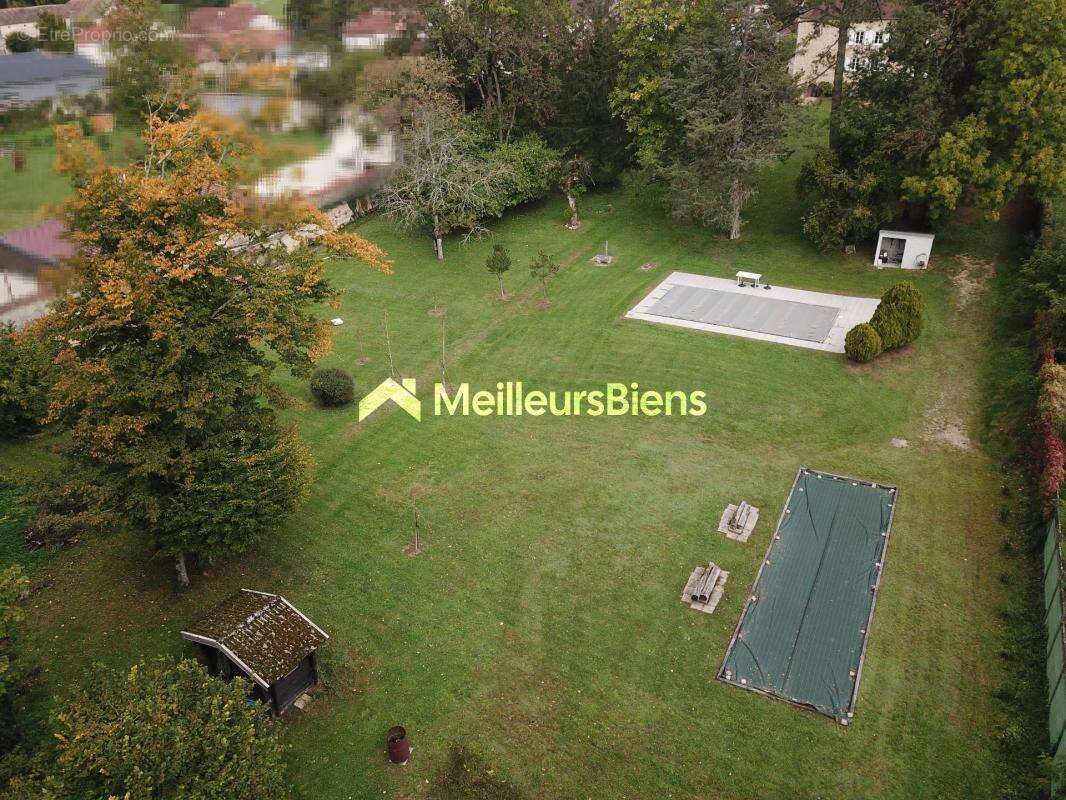 Maison à AUTREY-LES-GRAY