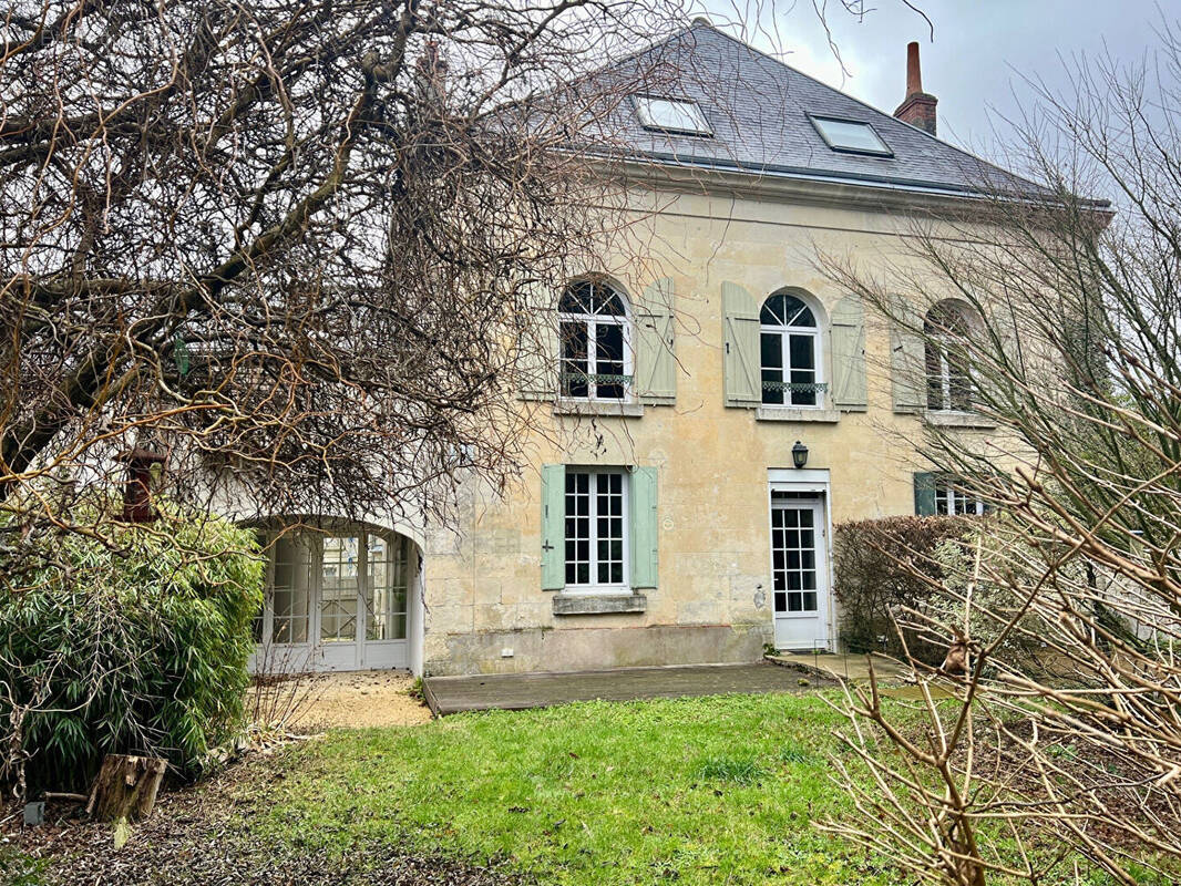 Maison à REUGNY