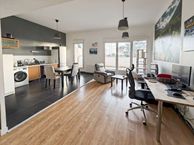 Appartement à FRANQUEVILLE-SAINT-PIERRE