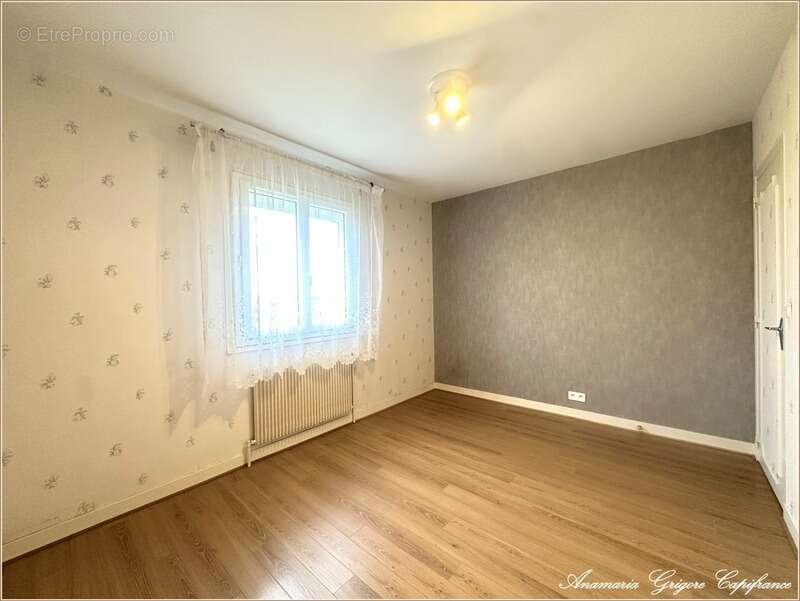 Maison à COURVILLE-SUR-EURE