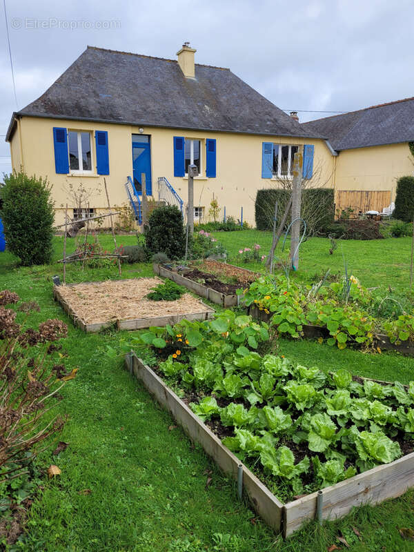 Maison à ETABLES-SUR-MER