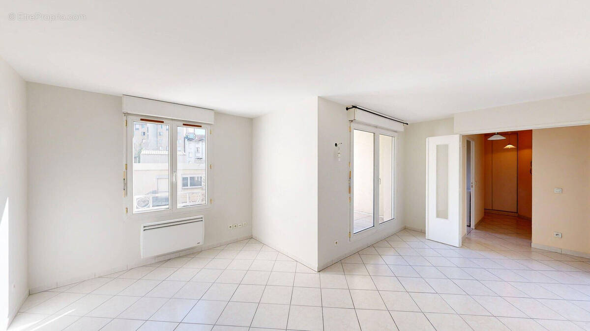 Appartement à LYON-7E