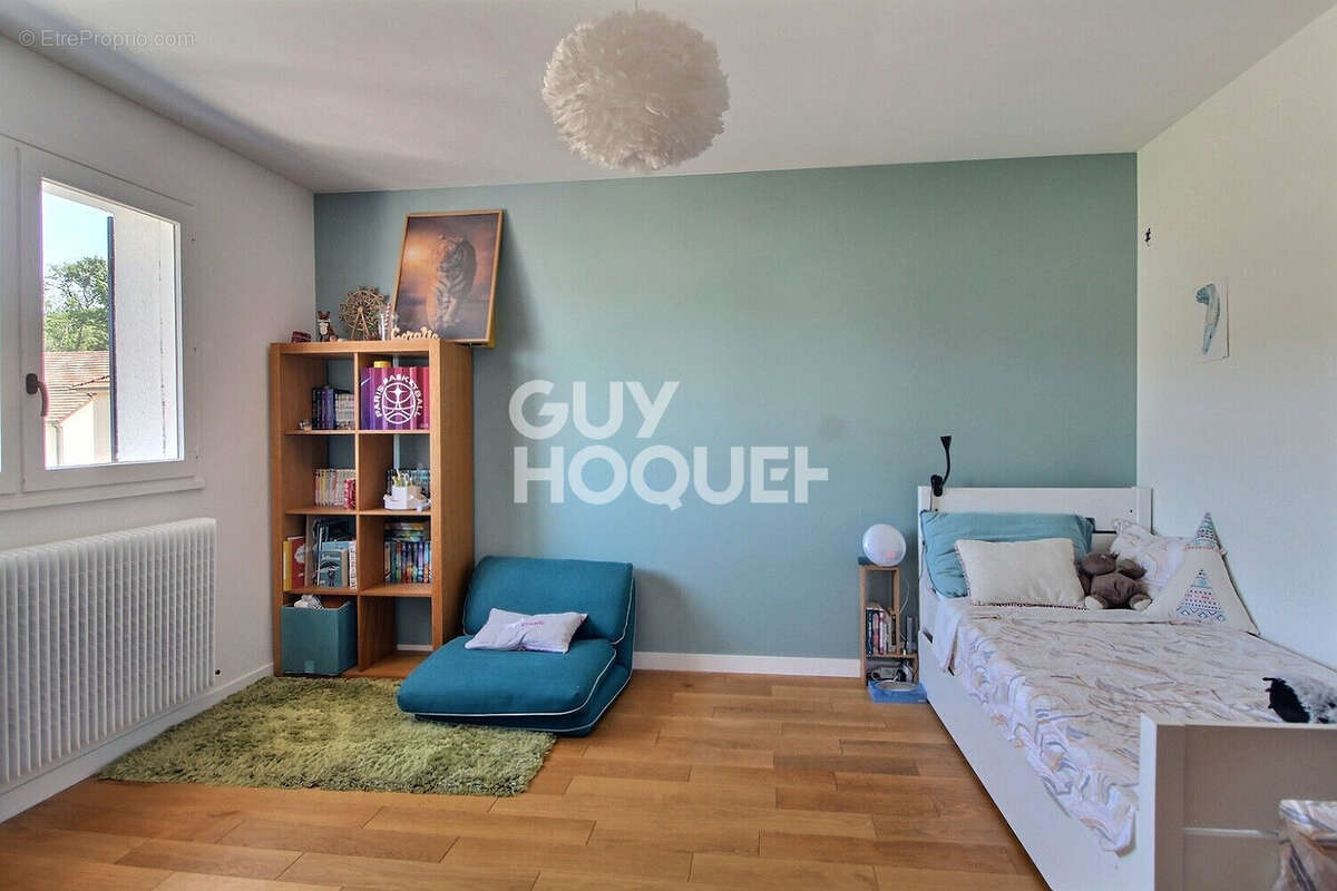 Maison Velizy Bas 6 pièces 165m² - photo 11