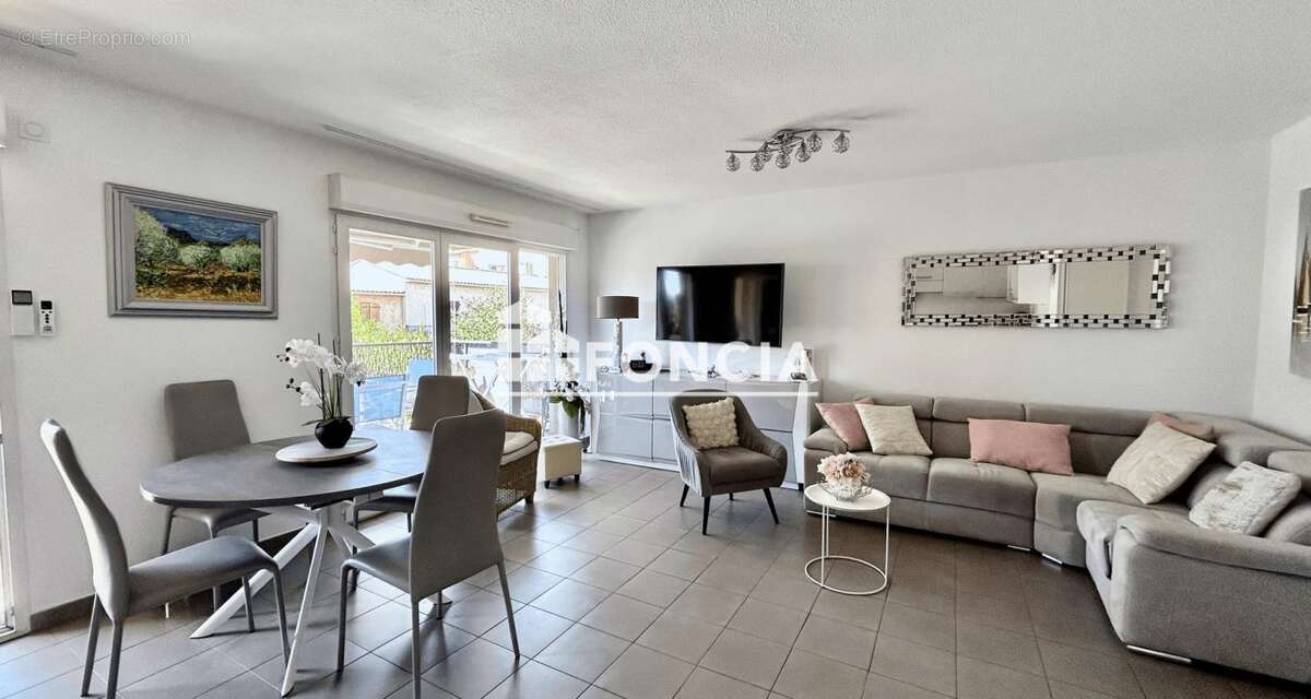 Appartement à FREJUS
