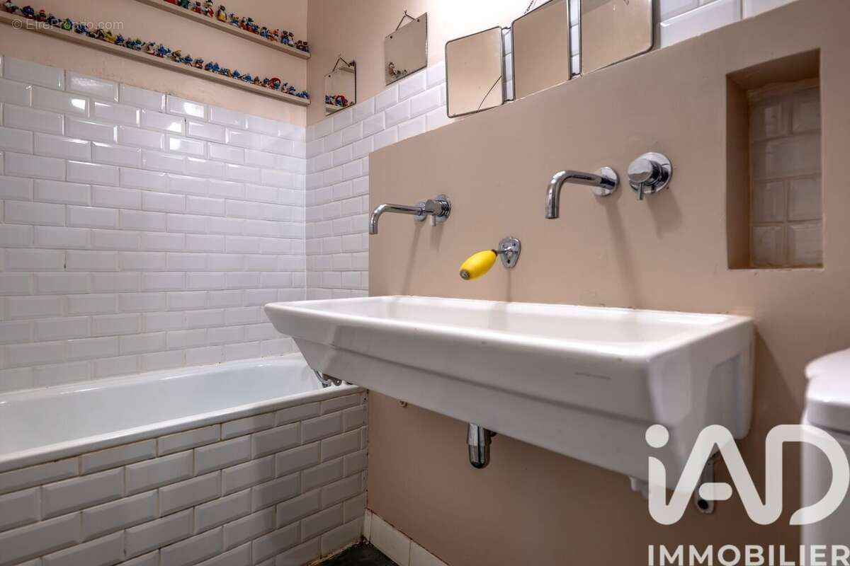 Photo 8 - Appartement à PARIS-11E