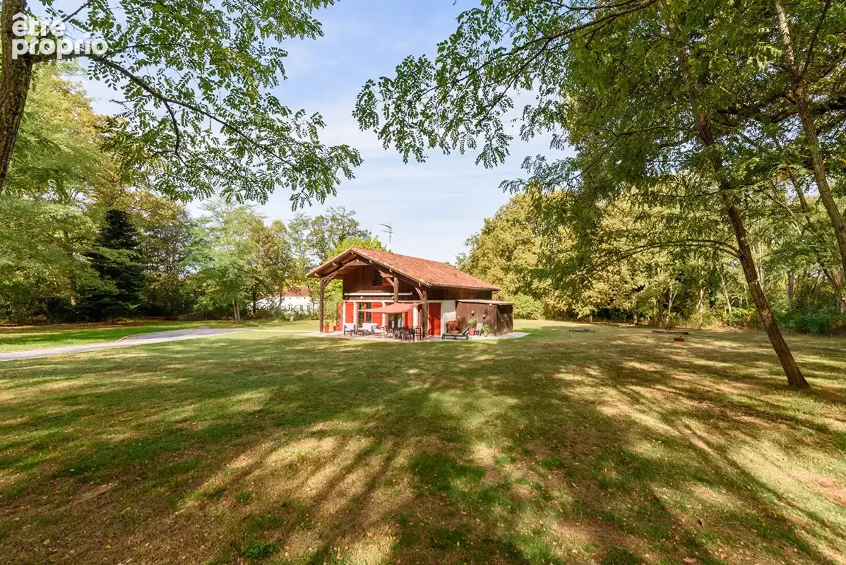 Maison d'architecte rénovée avec plus de 2 hectares de terrain - photo 18