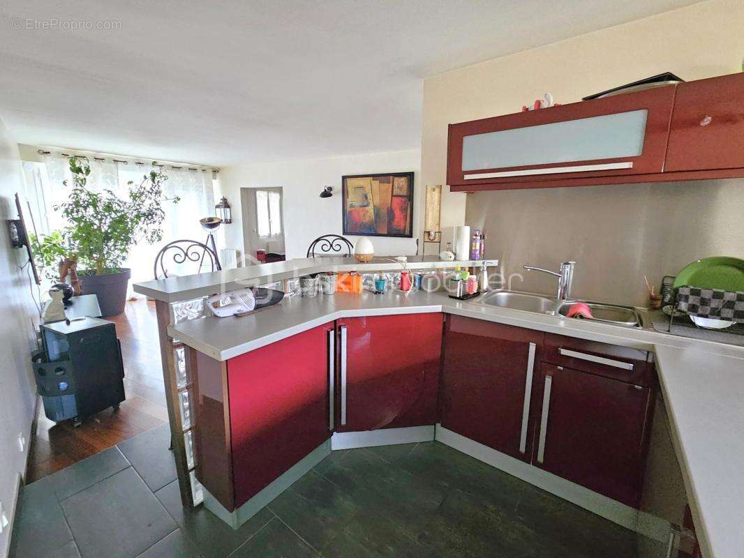 Appartement à COUBRON