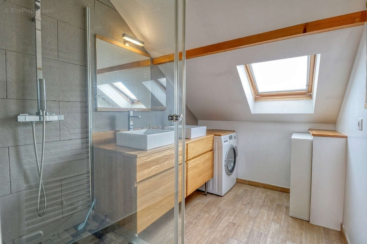 Appartement à PIERRELAYE