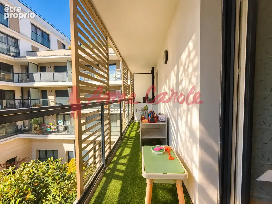 Photo Appartement à Joinville-Le-Pont au prix de 680 000€