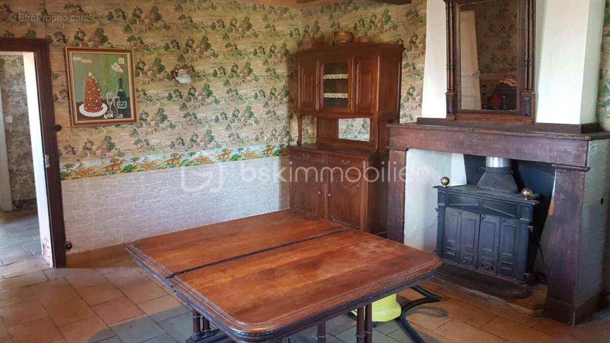 Maison à MONCLAR-DE-QUERCY