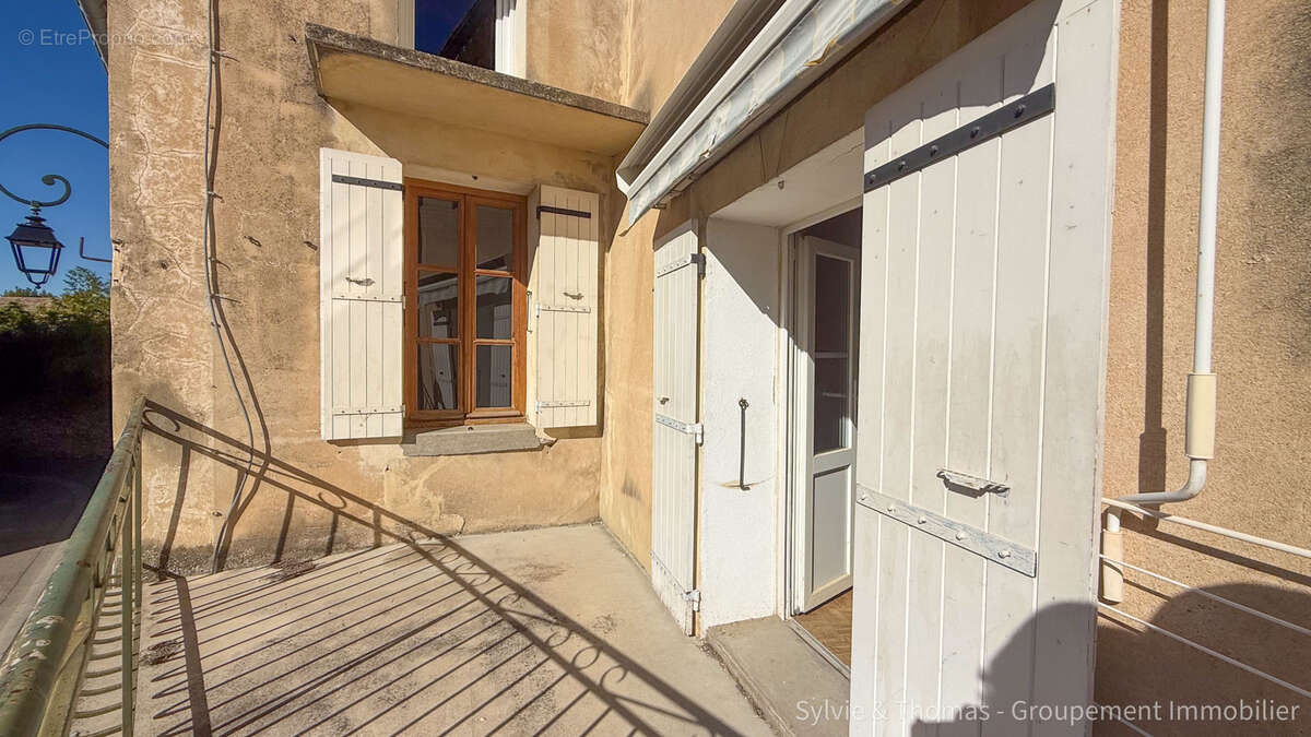 Maison à PIOLENC