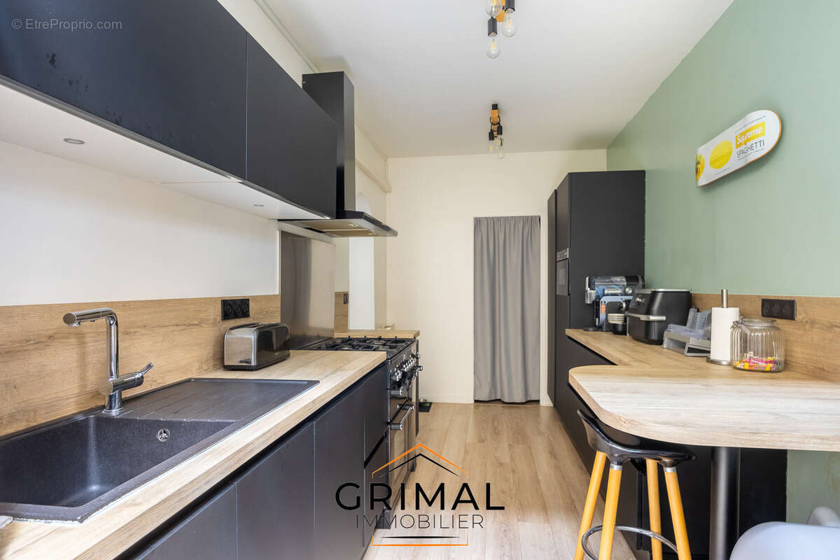 Appartement à MARSEILLE-11E