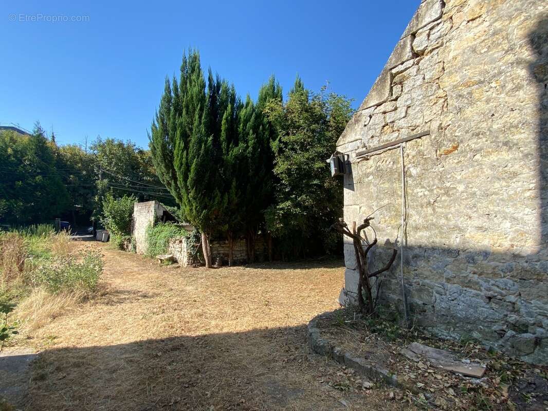 Grange en pierre à fort potentiel, cadre verdoyant et calme à Saint-Maximin (60) - photo 10