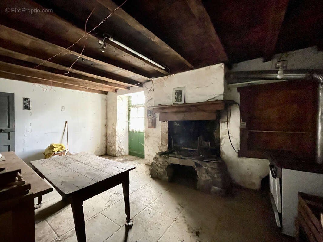 Maison à SAINT-CHRISTOPHE